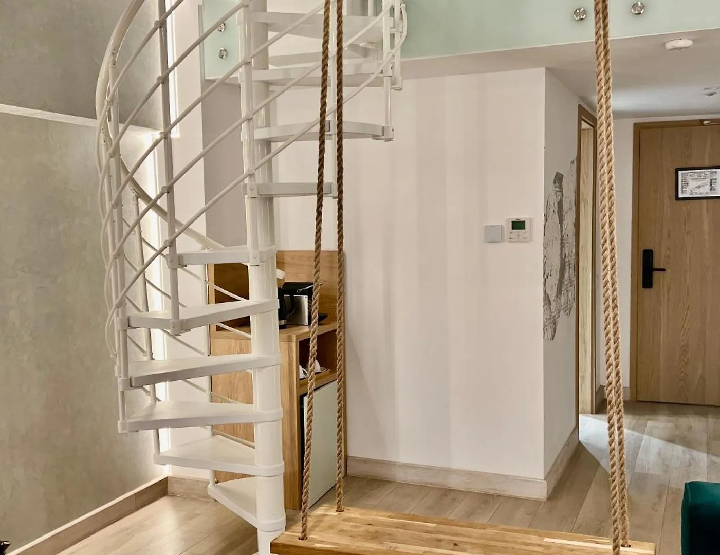 ***** Hotel House4You - Blanari Bucharest Romania