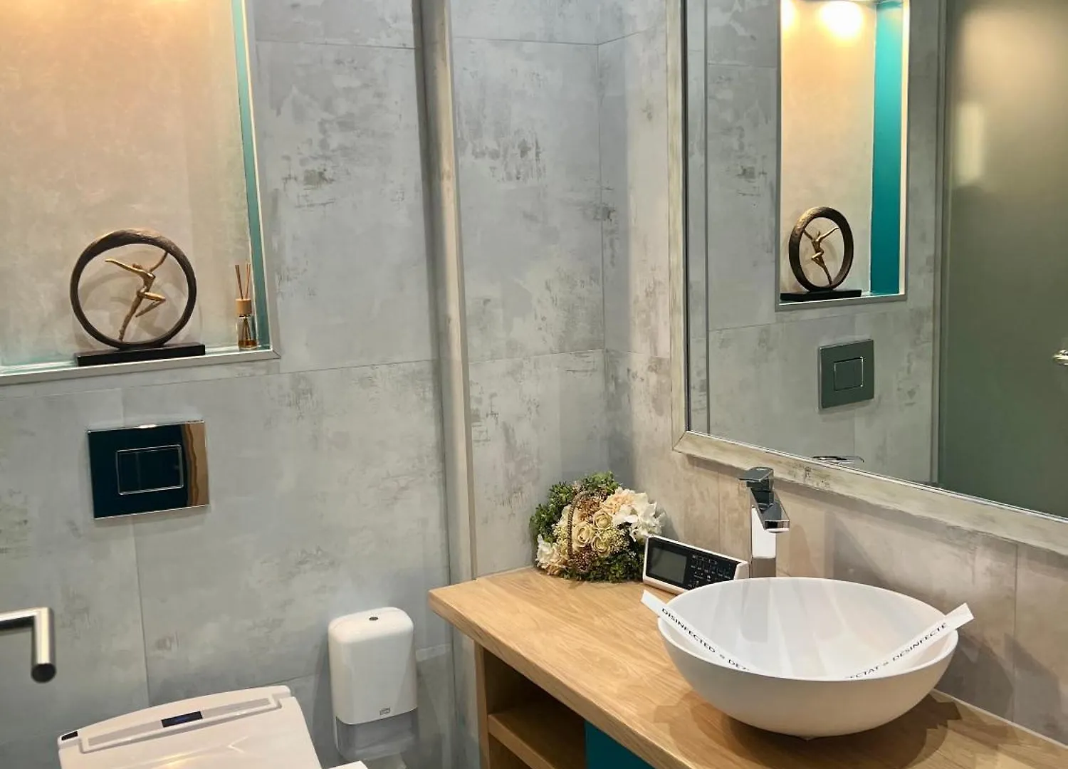 Hotel House4You - Blanari Bucharest